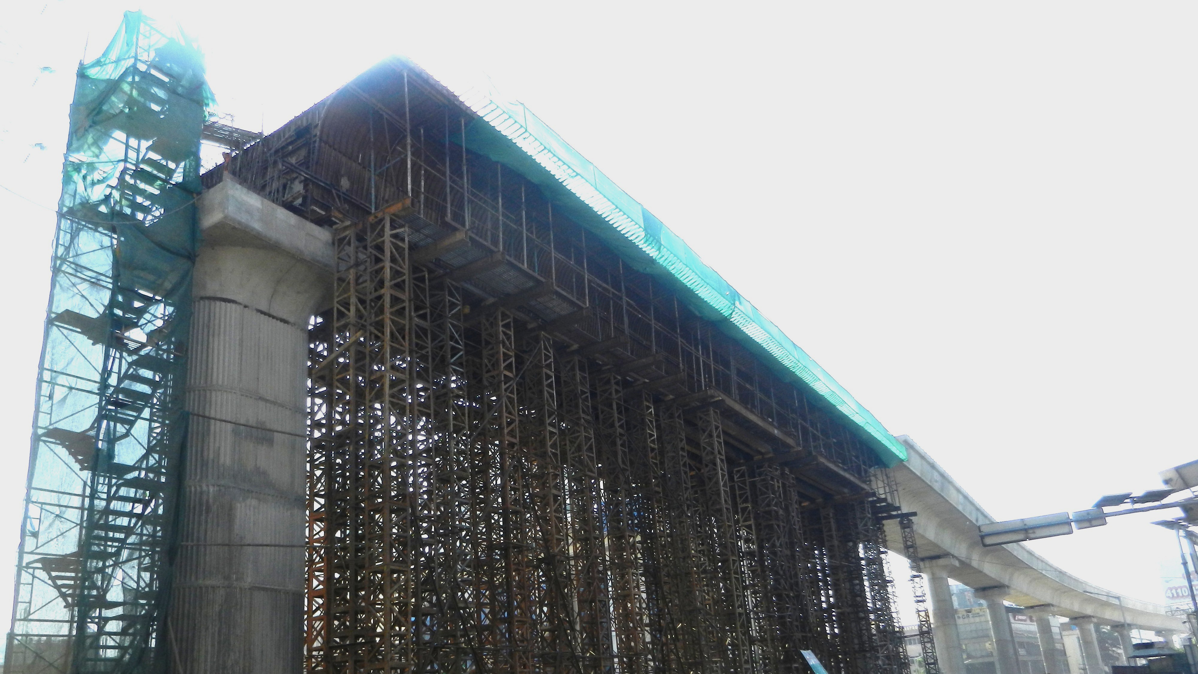 Precast Girder Construction